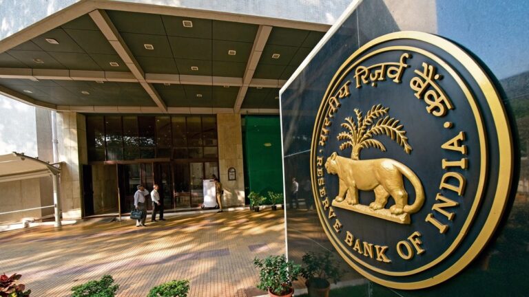 If inflation is not controlled, the pace of growth may stop, if inflation is controlled, interest rates will come down: RBI