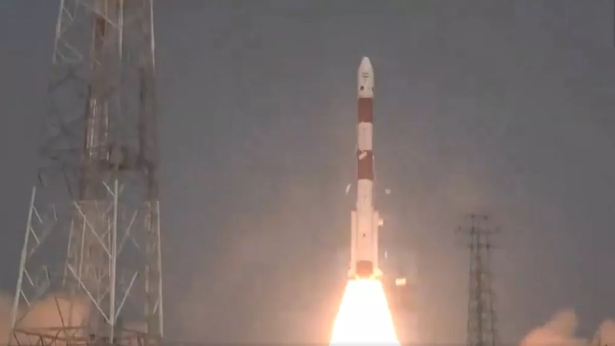 ISRO makes history on New Year's Day, launches XPoSAT satellite; Now the secrets of the black hole will be revealed